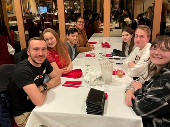 media club students at dinner in saint louis