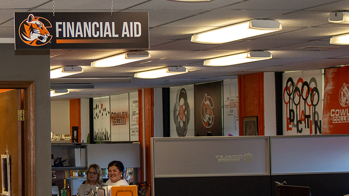 financial aid office sign