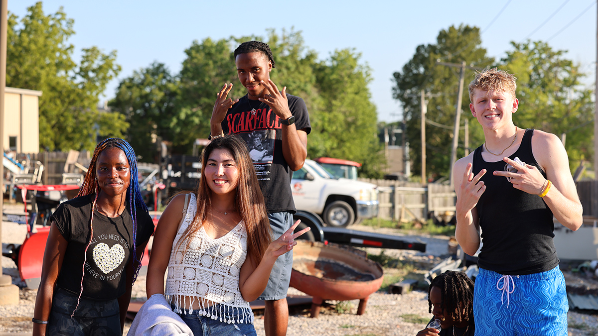 stuidents at end of year bash